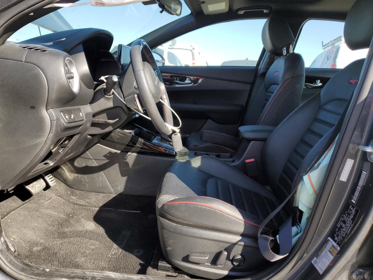2024 KIA FORTE