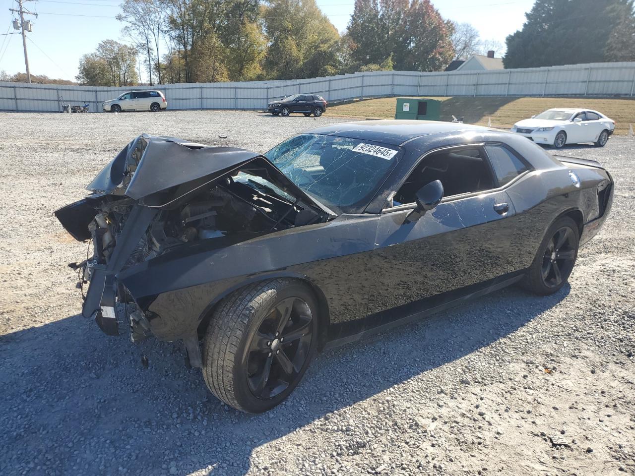 2016 DODGE Challenger