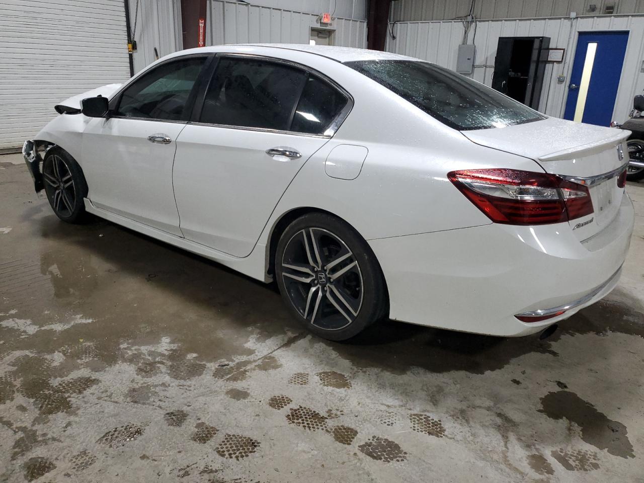 2017 HONDA ACCORD