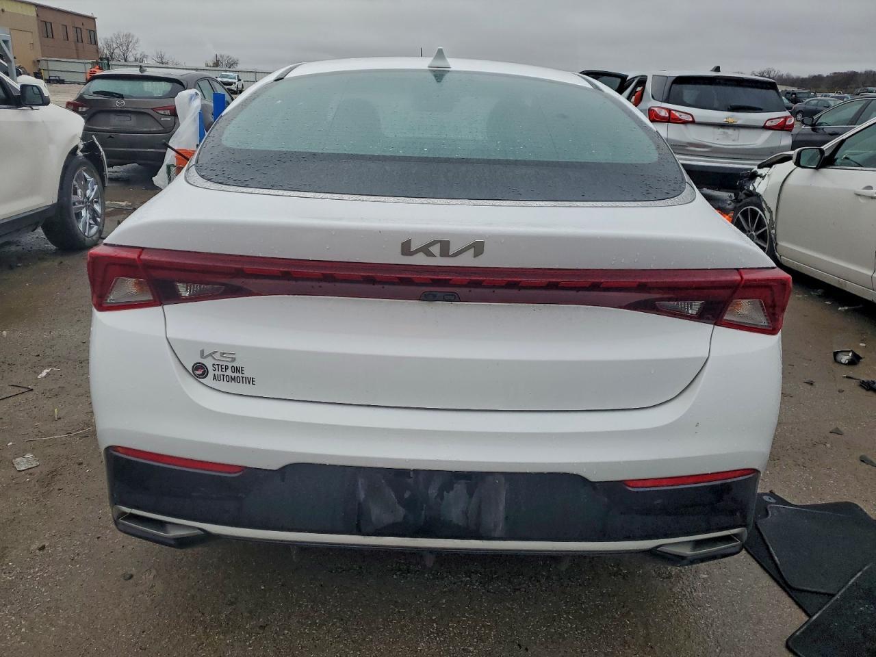 2023 KIA K5