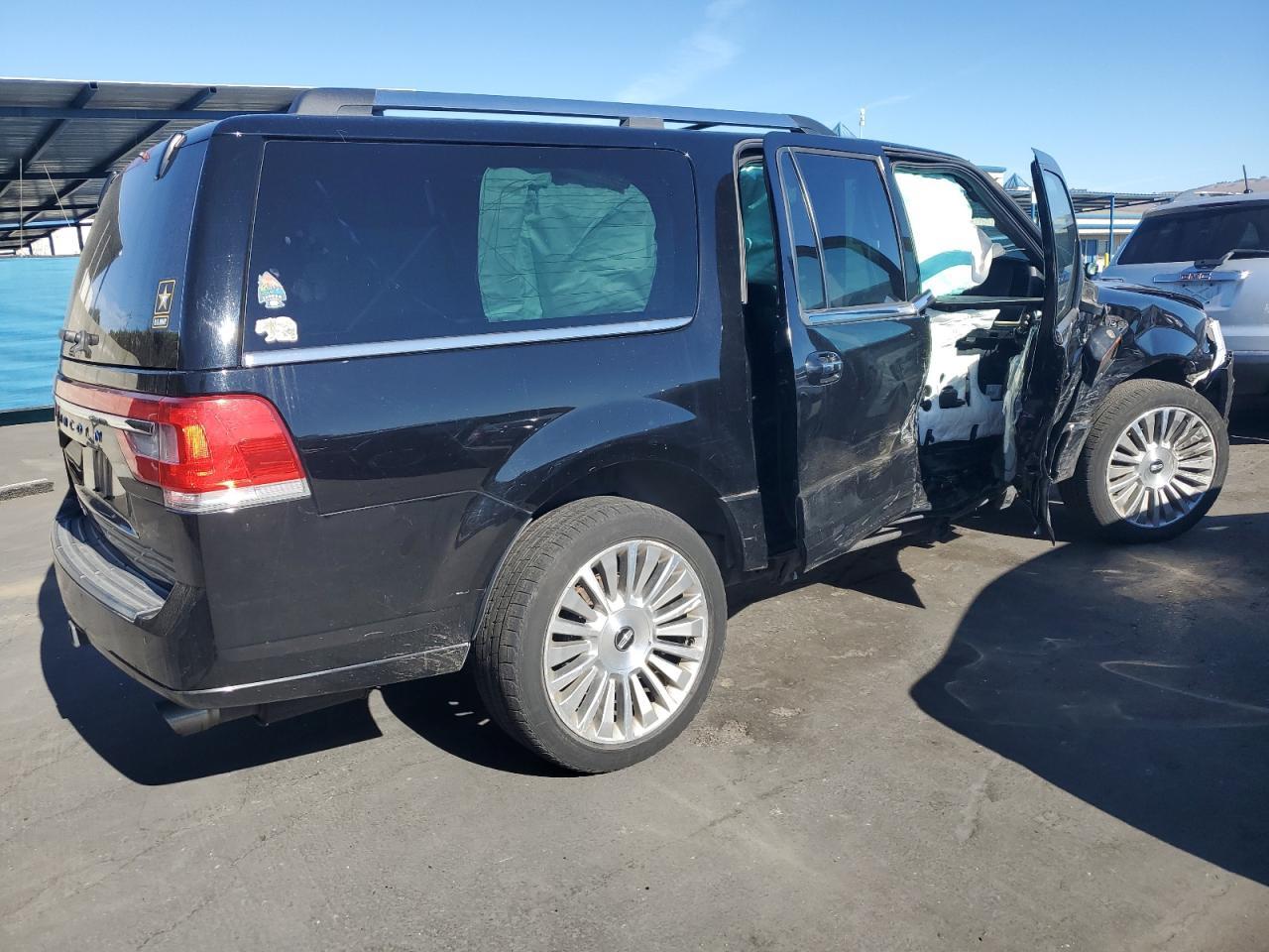 2017 LINCOLN Navigator