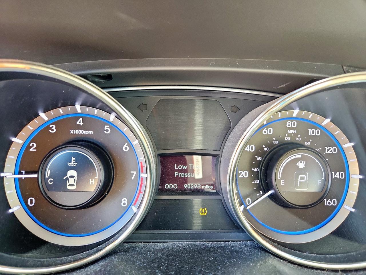 2012 HYUNDAI SONATA