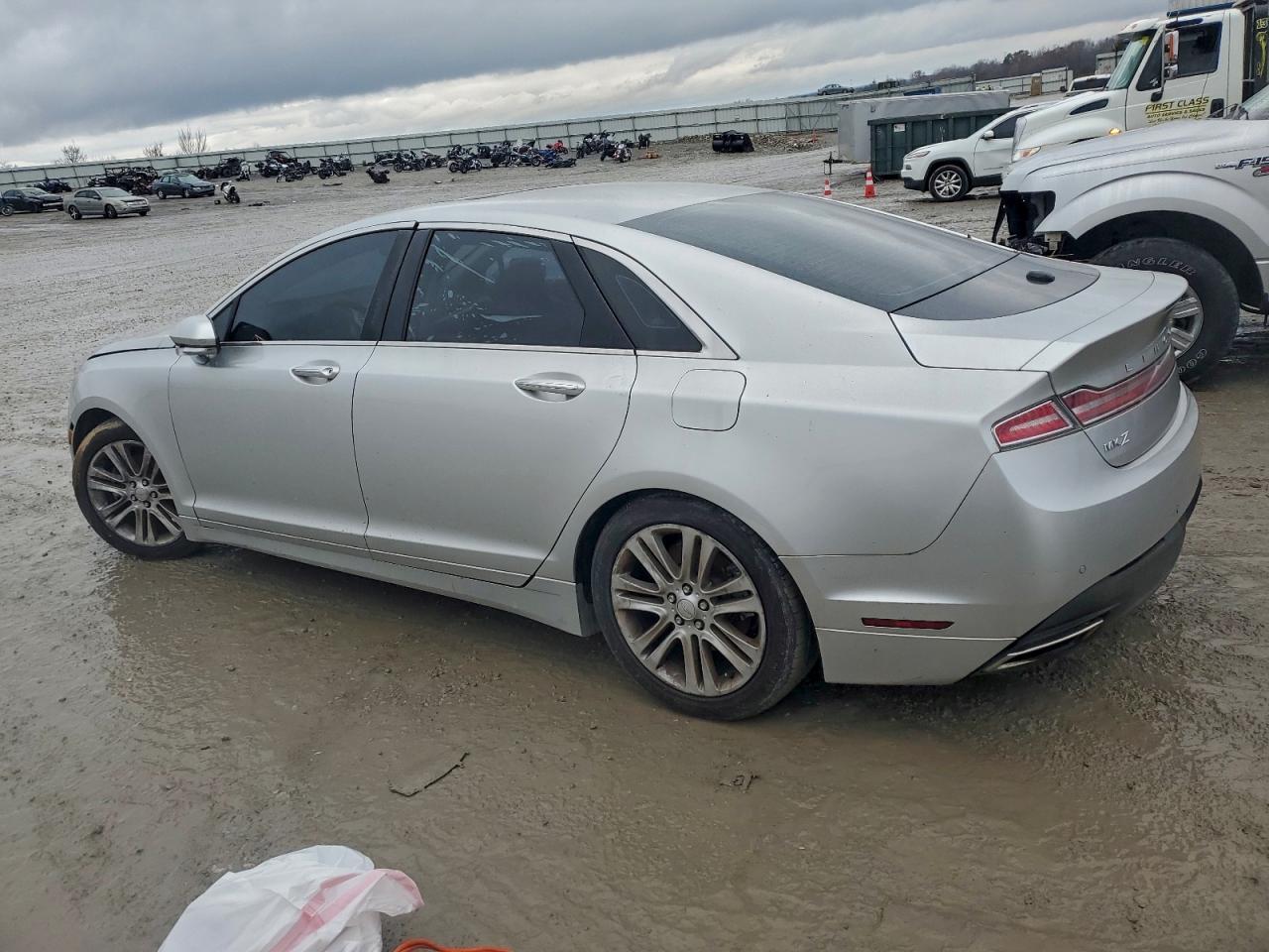 2013 LINCOLN MKZ