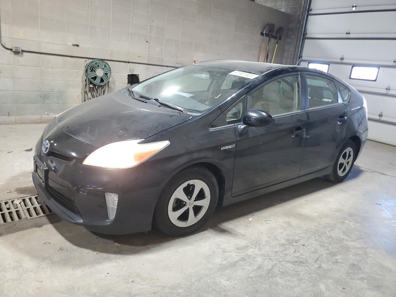 2014 TOYOTA PRIUS