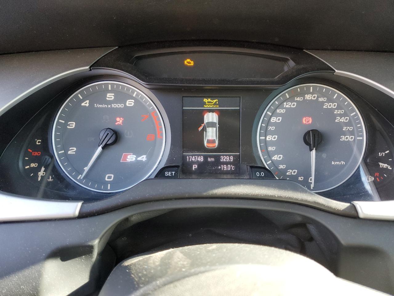 2011 AUDI S4