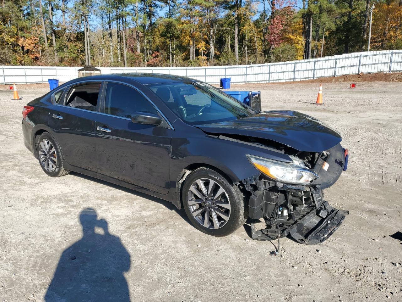 2017 NISSAN ALTIMA
