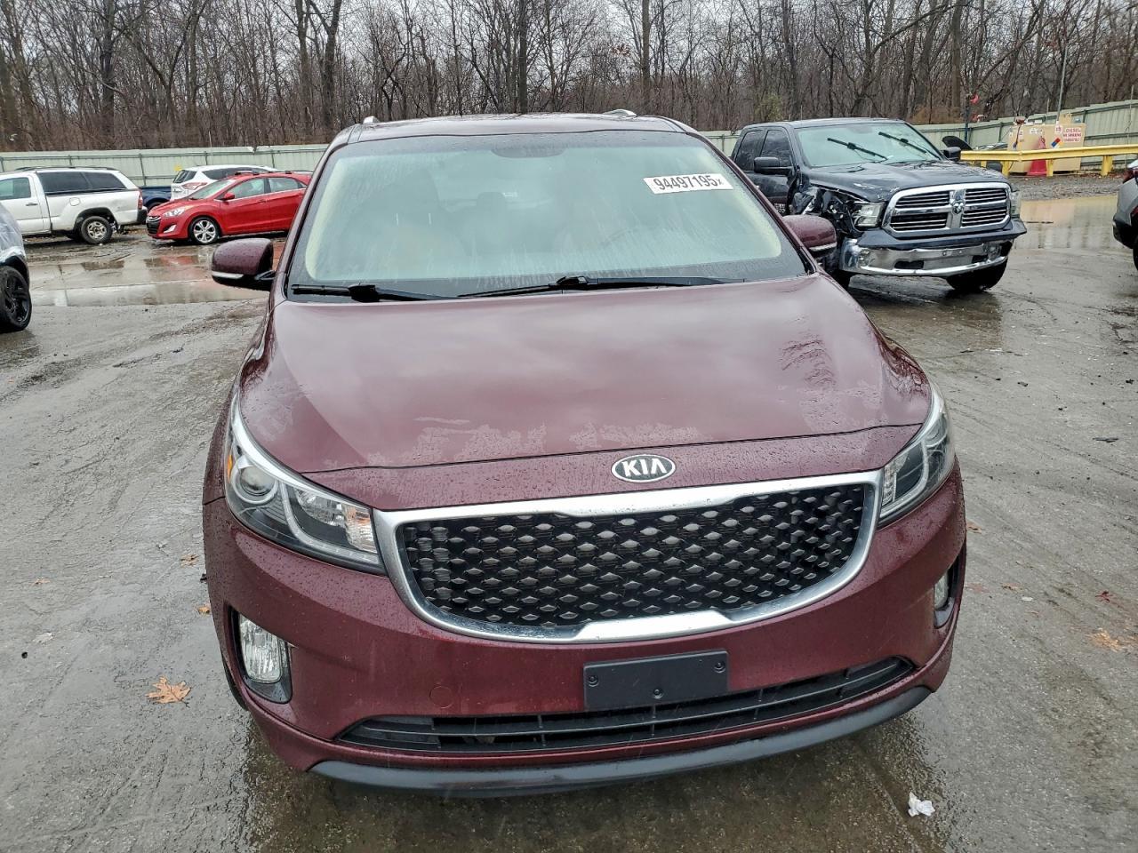 2015 KIA SEDONA