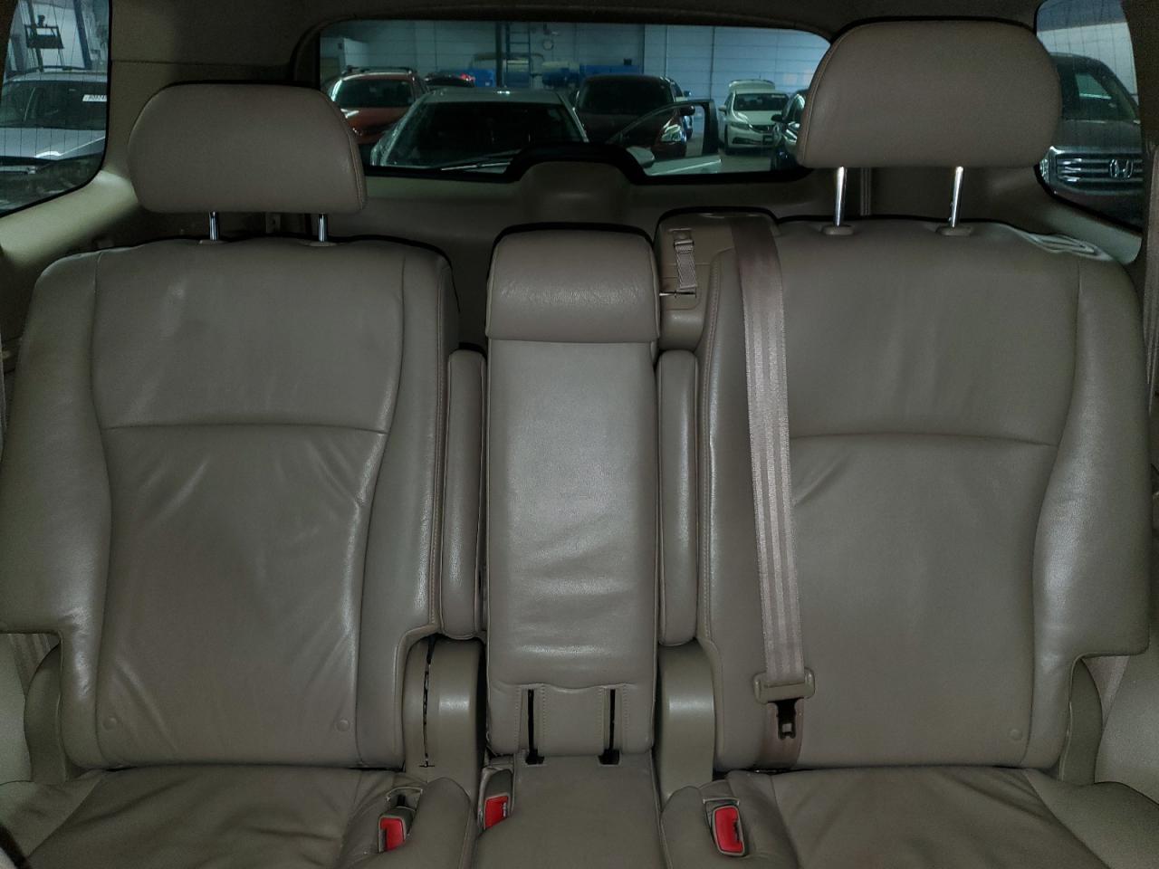 2009 TOYOTA HIGHLANDER