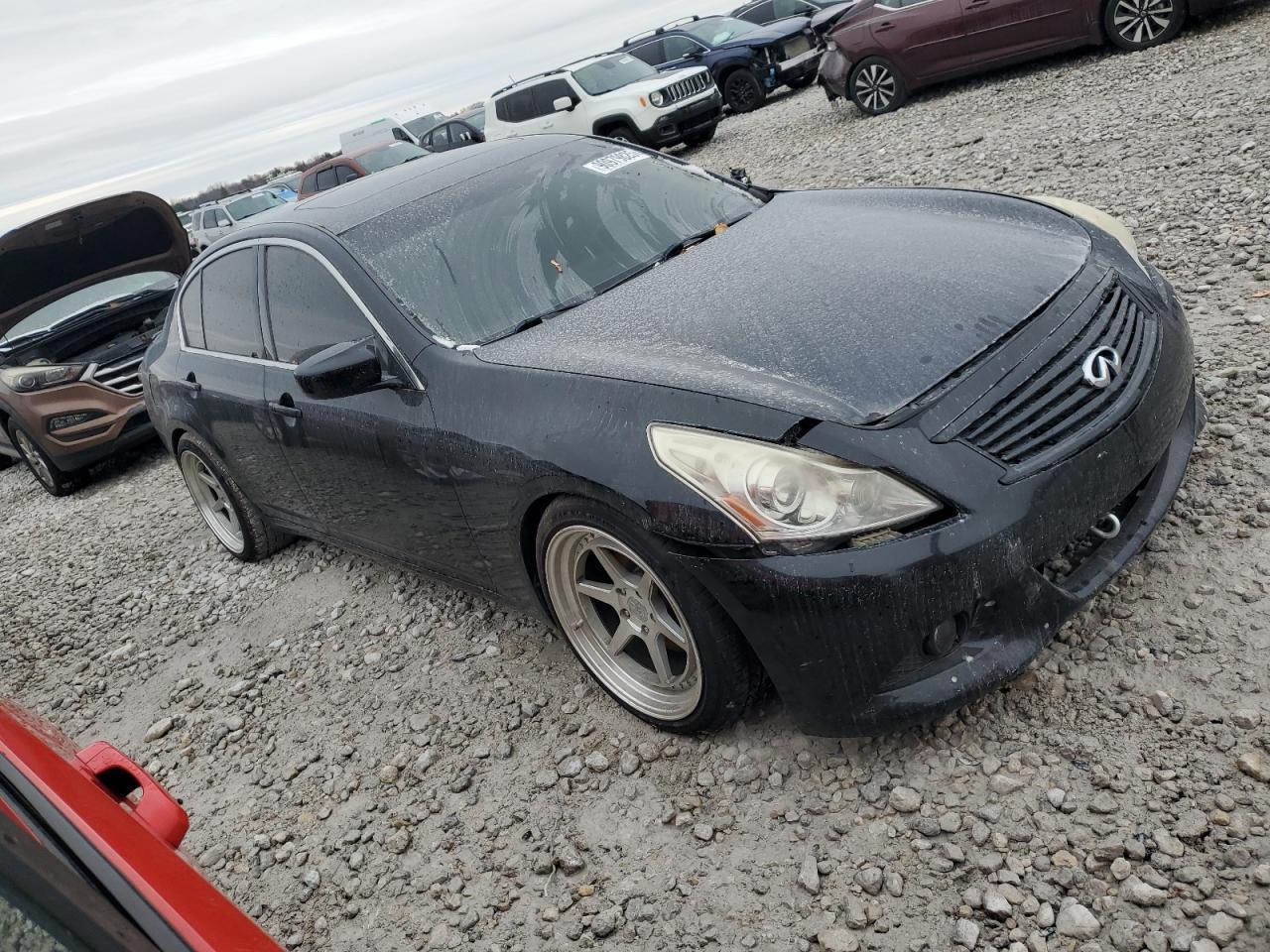 2011 INFINITI G37