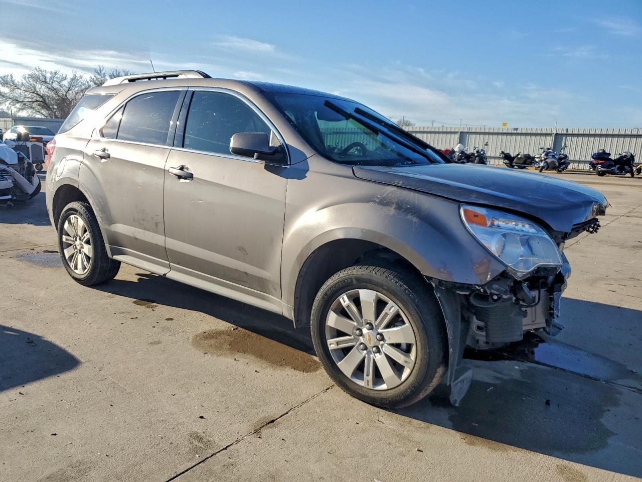 2011 CHEVROLET EQUINOX
