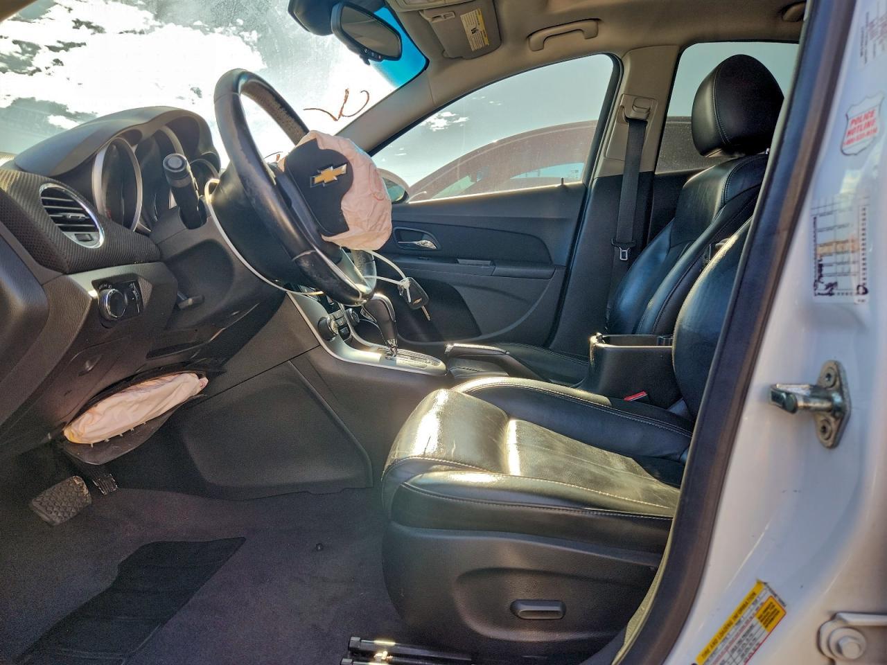 2011 CHEVROLET CRUZE