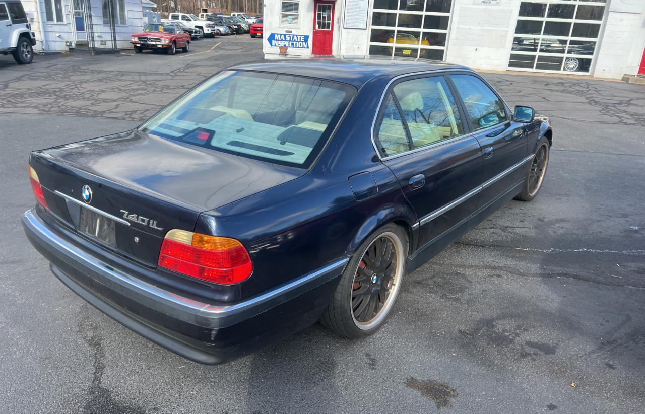 2000 BMW 7 series