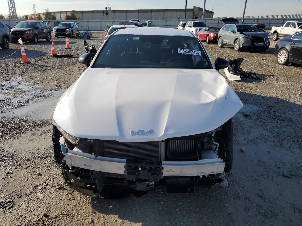2023 KIA K5