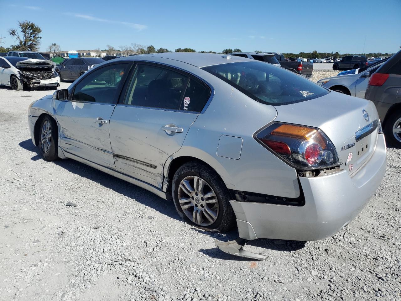 2010 NISSAN ALTIMA