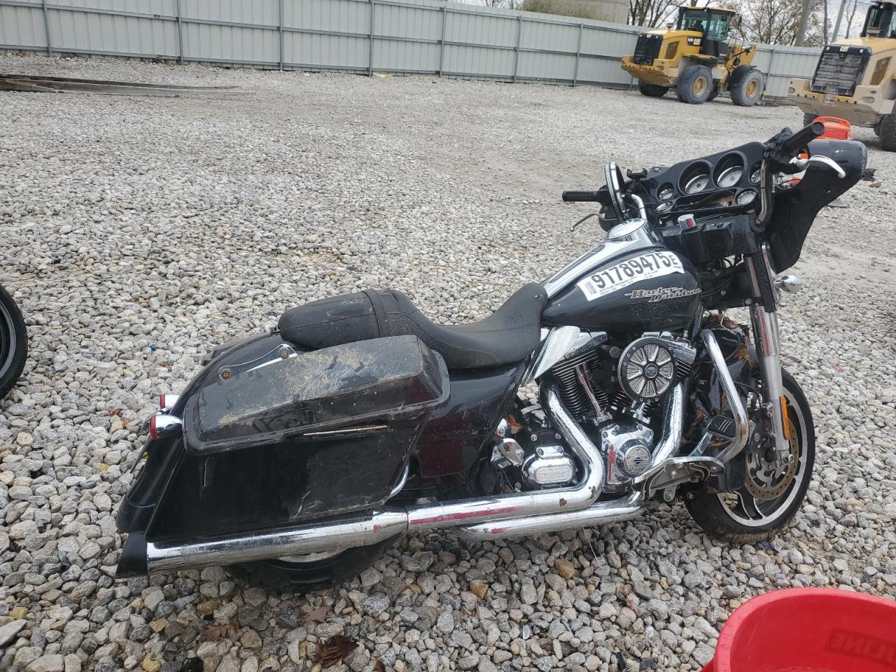 2013 HARLEY-DAVIDSON FLHX