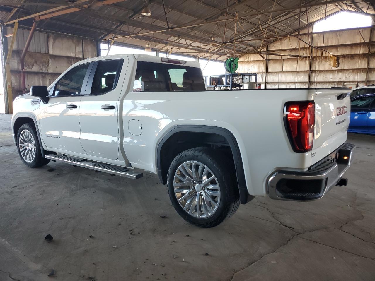 2023 GMC Sierra