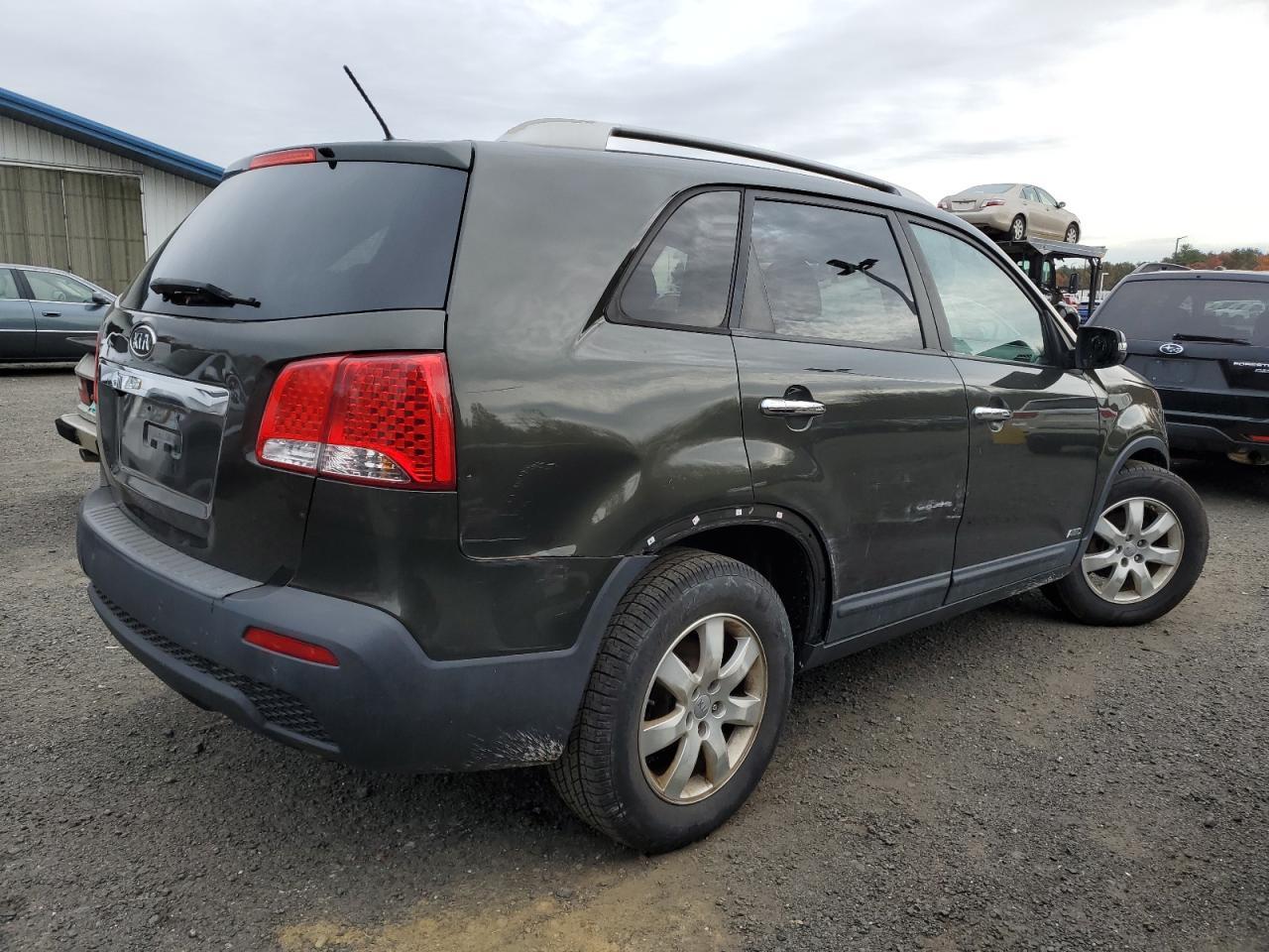 2013 KIA SORENTO