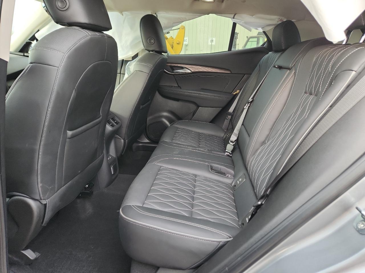 2023 BUICK Envision