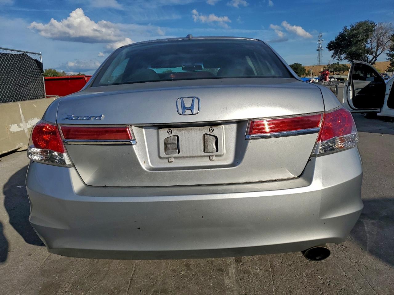2012 HONDA ACCORD