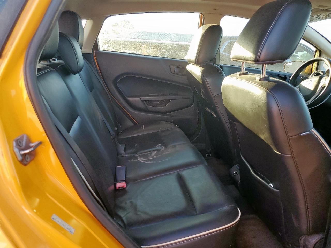 2011 FORD Fiesta