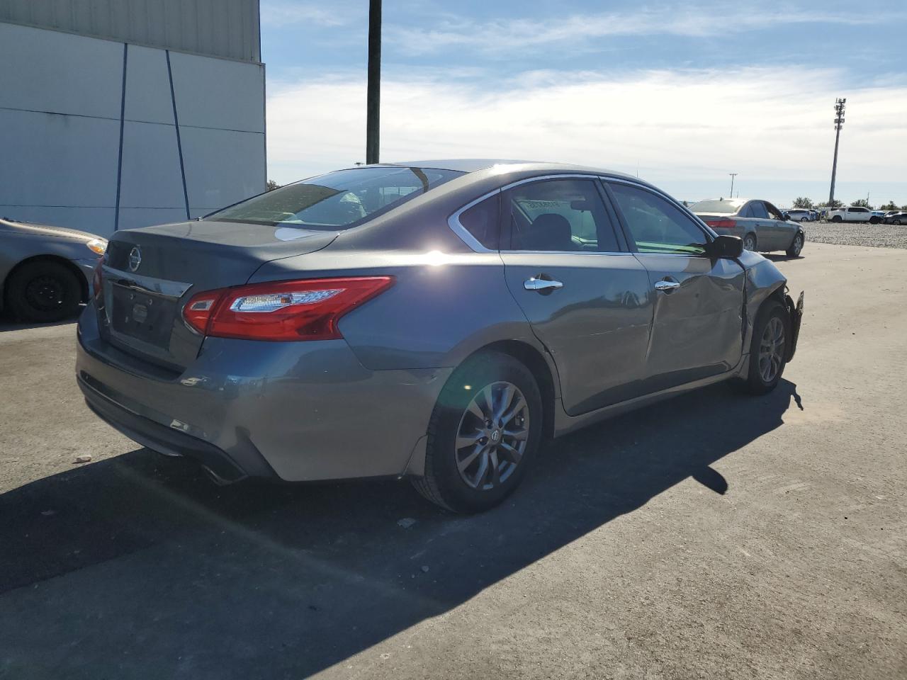 2017 NISSAN ALTIMA