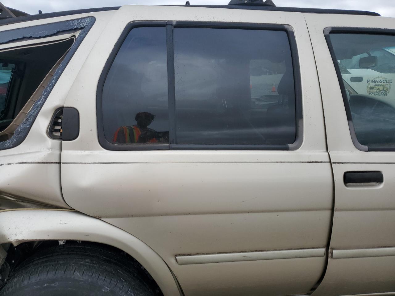 2002 NISSAN PATHFINDER