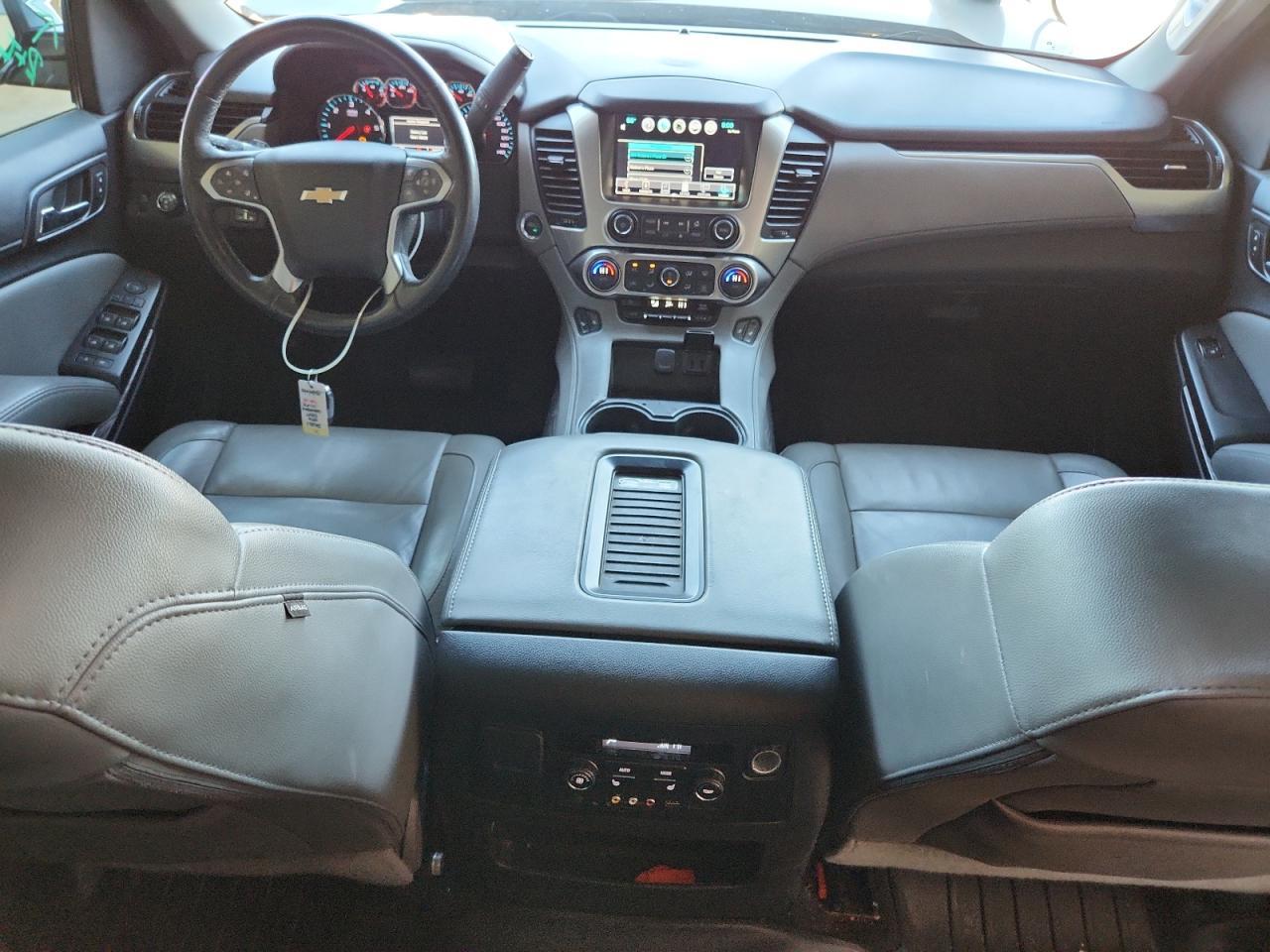 2016 CHEVROLET Suburban
