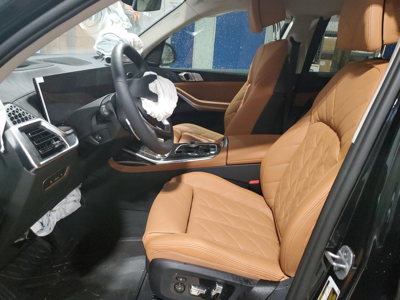 2026 BMW X7