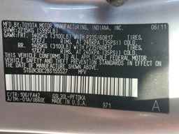 2011 TOYOTA SIENNA