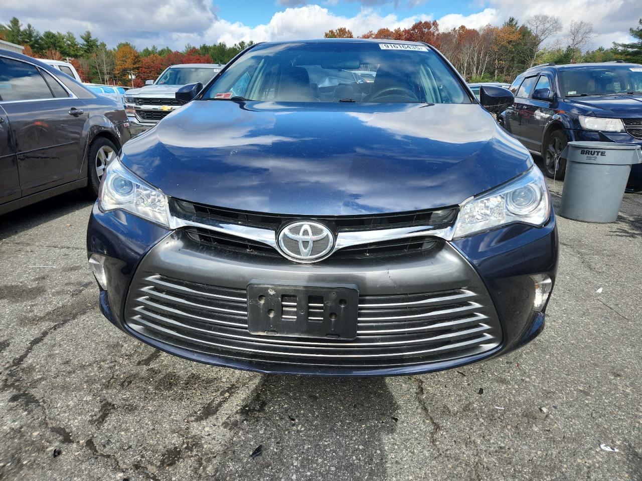 2016 TOYOTA CAMRY
