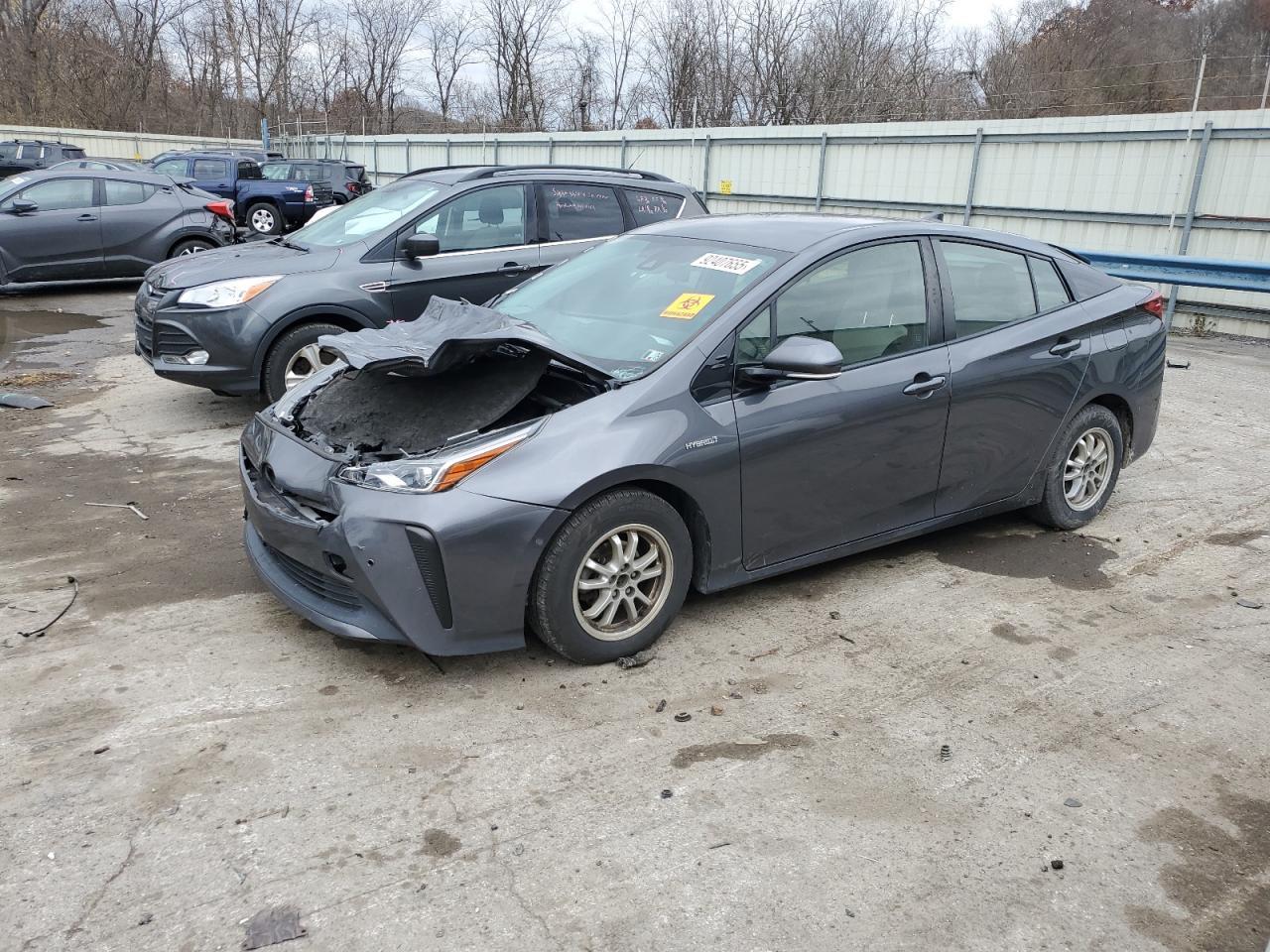 2019 TOYOTA PRIUS