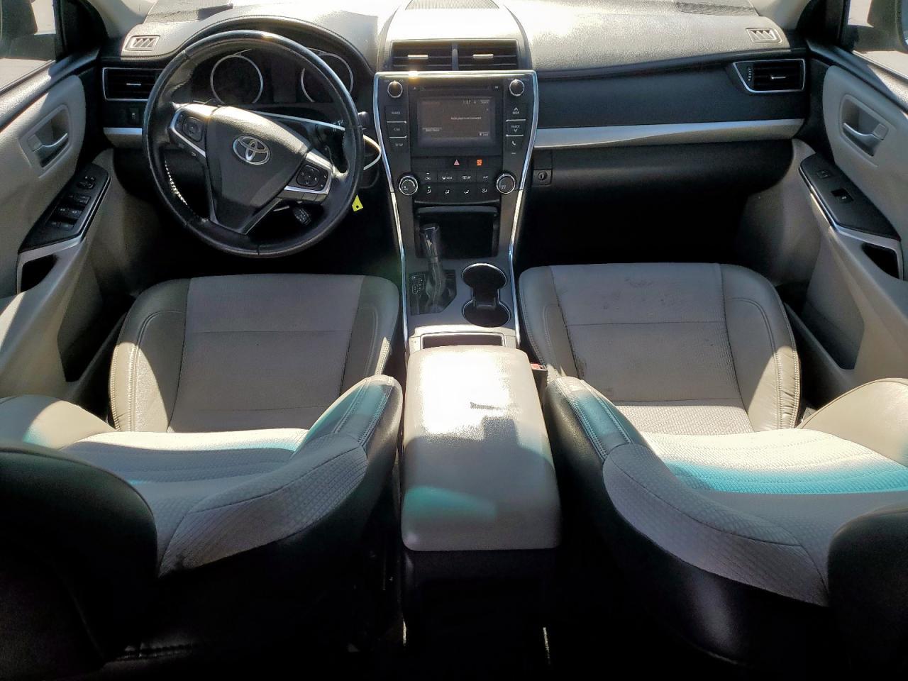 2017 TOYOTA CAMRY
