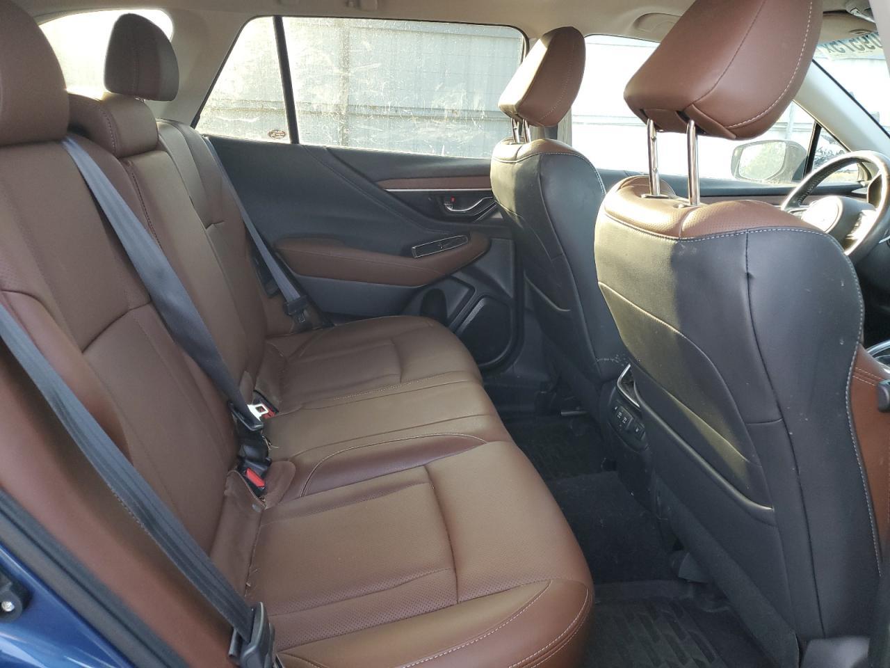 2022 SUBARU Outback