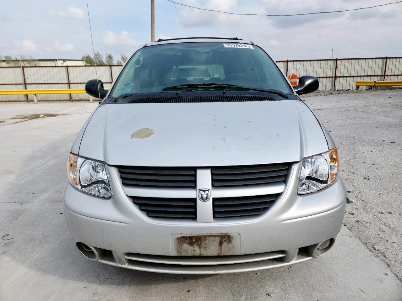 2005 DODGE GRAND CARAVAN