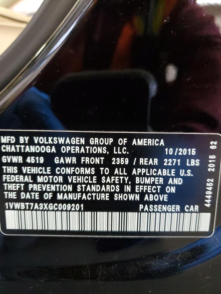 2016 VOLKSWAGEN Passat