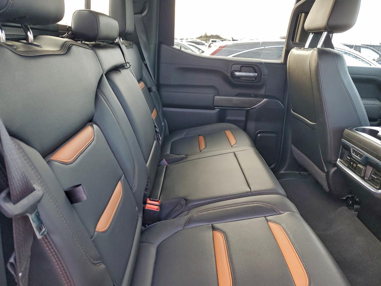 2020 GMC Sierra