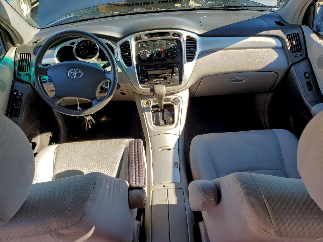 2006 TOYOTA HIGHLANDER
