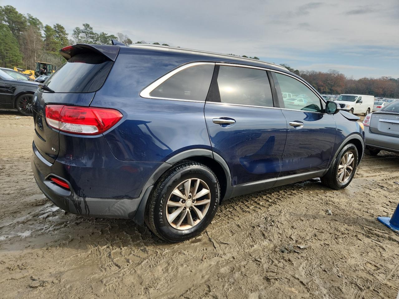 2016 KIA SORENTO
