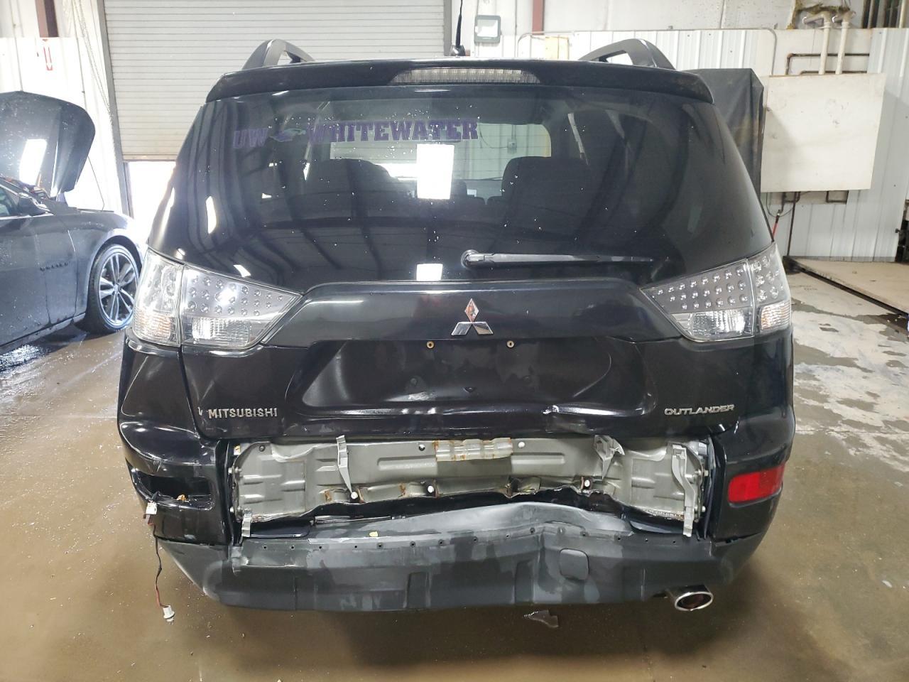2009 MITSUBISHI outlander