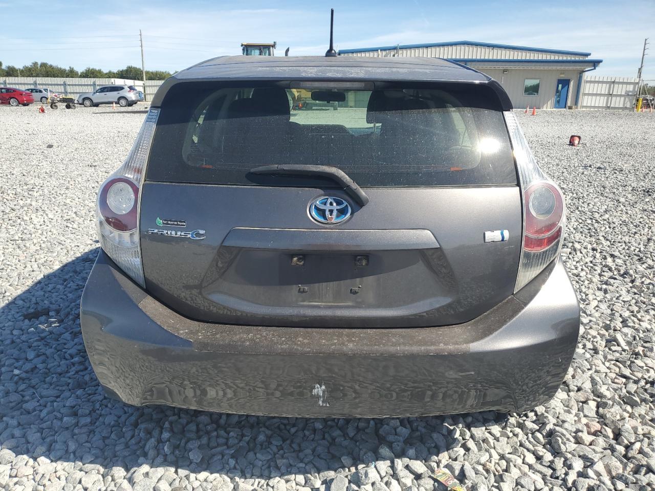 2013 TOYOTA Prius c