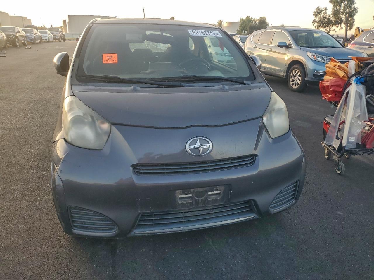 2012 SCION iQ
