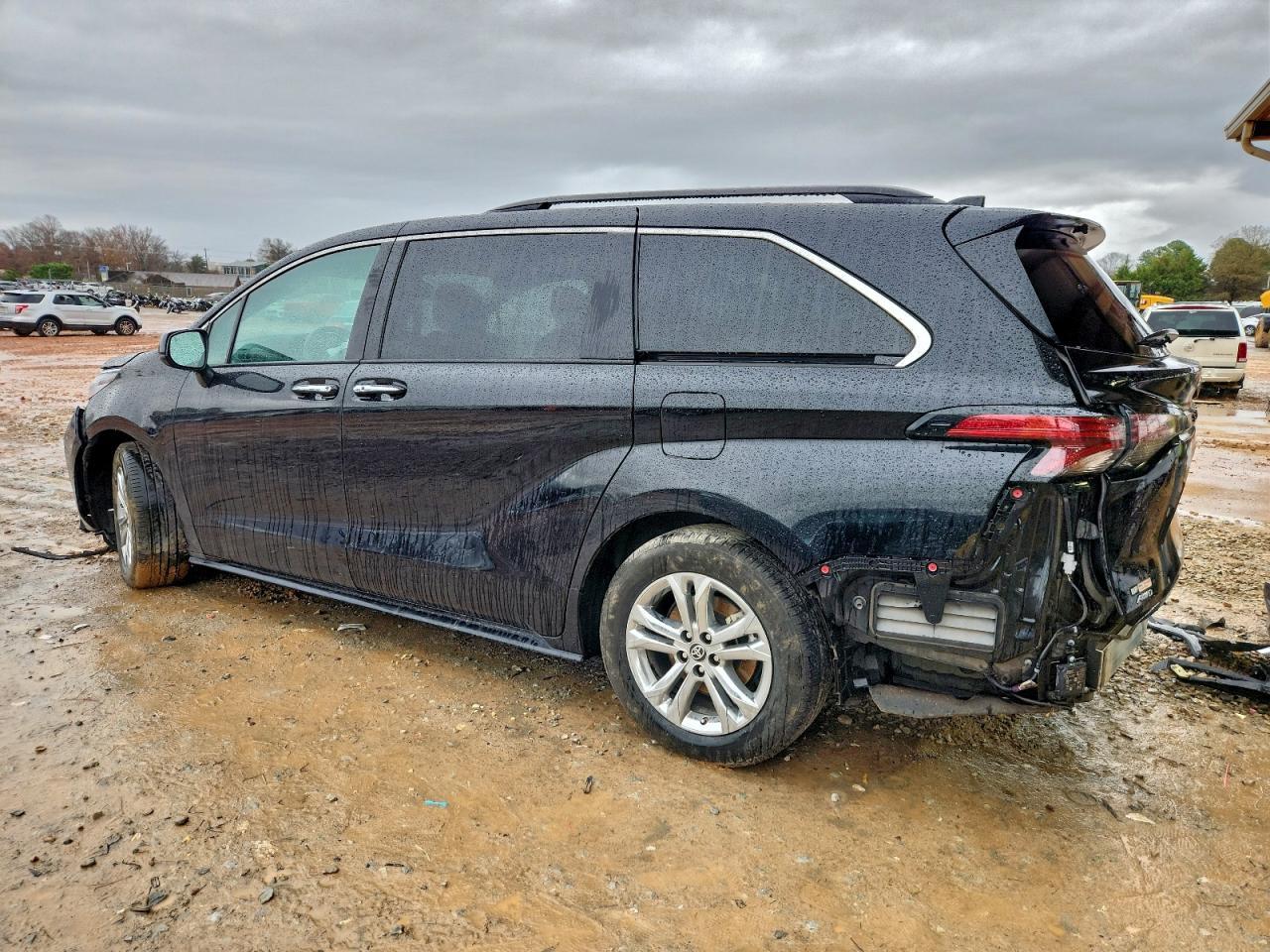 2022 TOYOTA SIENNA