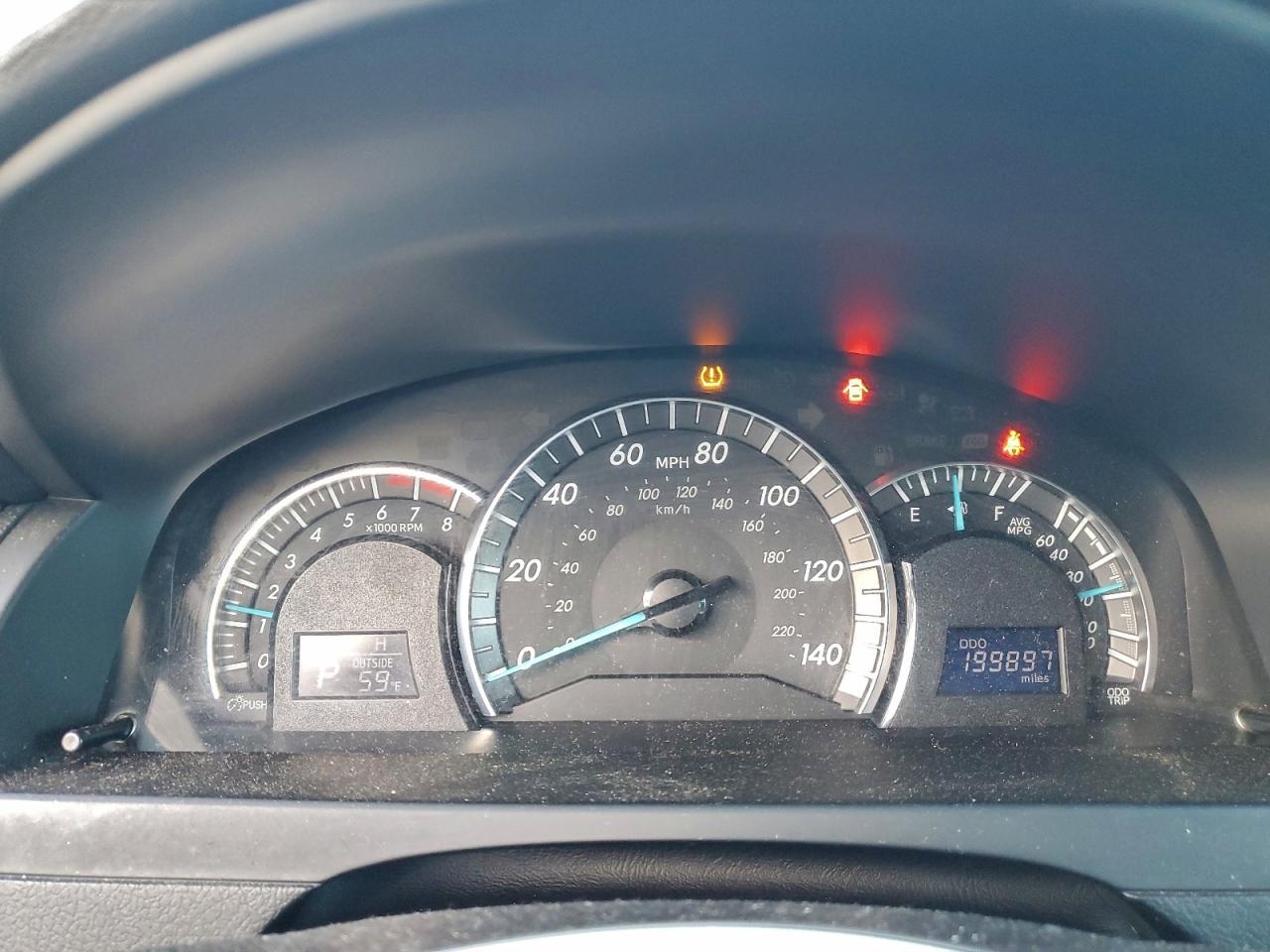 2014 TOYOTA CAMRY