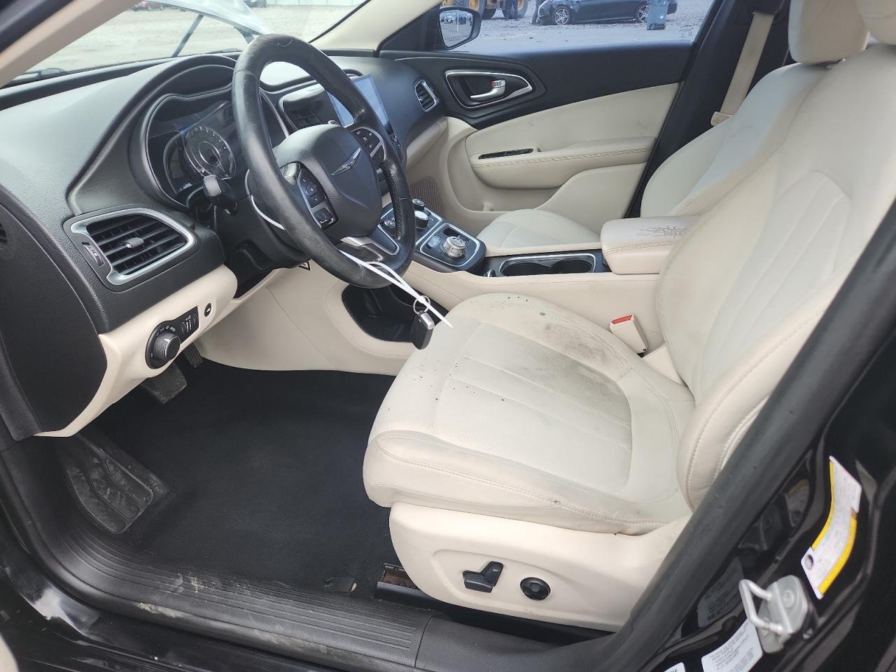 2016 CHRYSLER 200