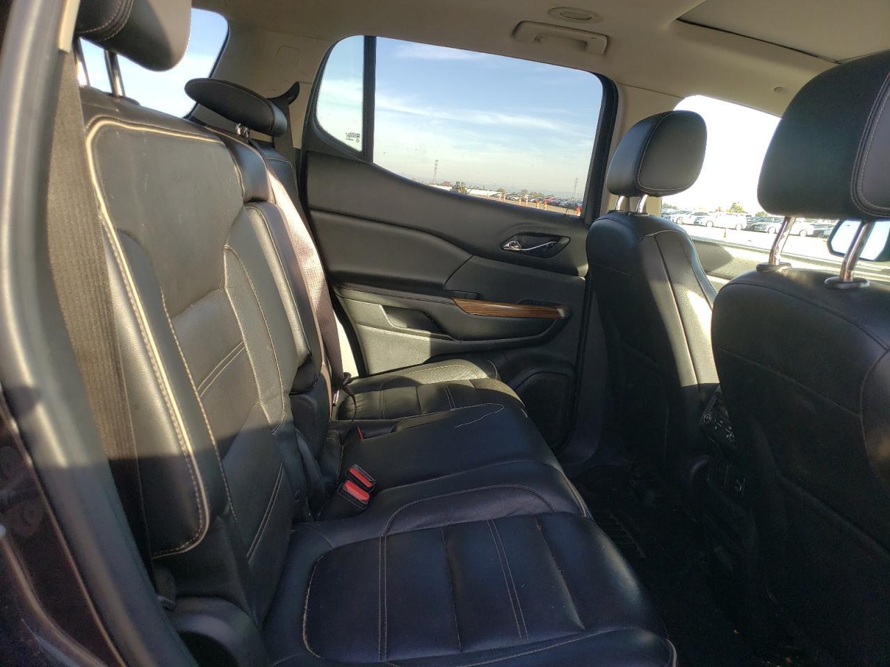 2017 GMC ACADIA