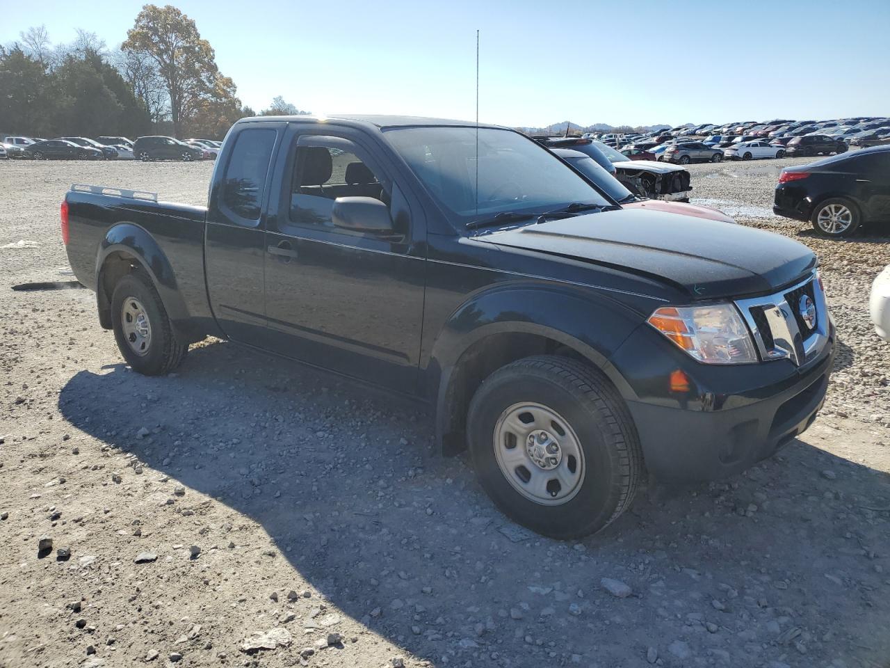2015 NISSAN Frontier