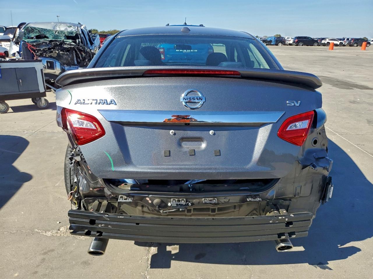 2017 NISSAN ALTIMA
