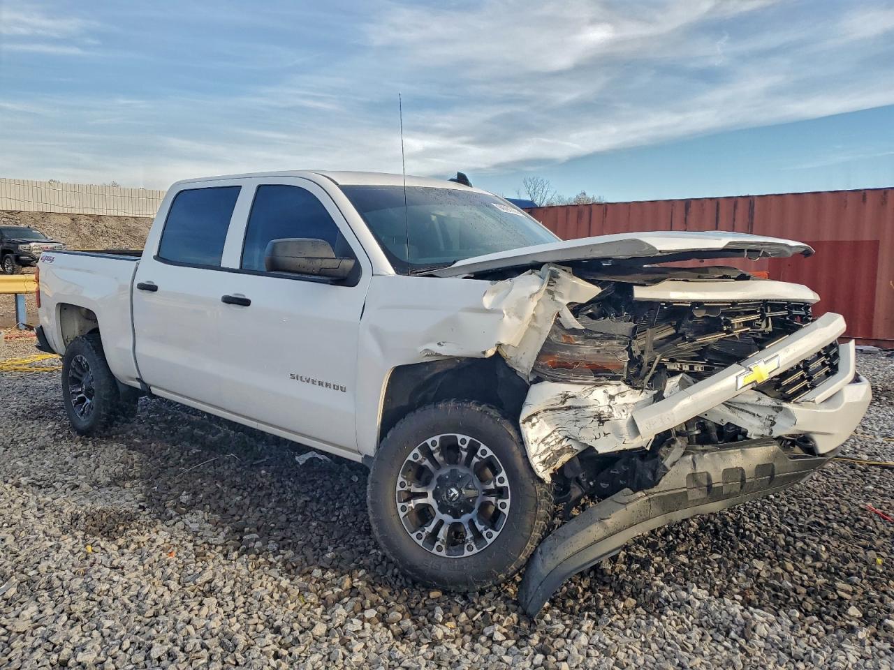 2018 CHEVROLET Silverado