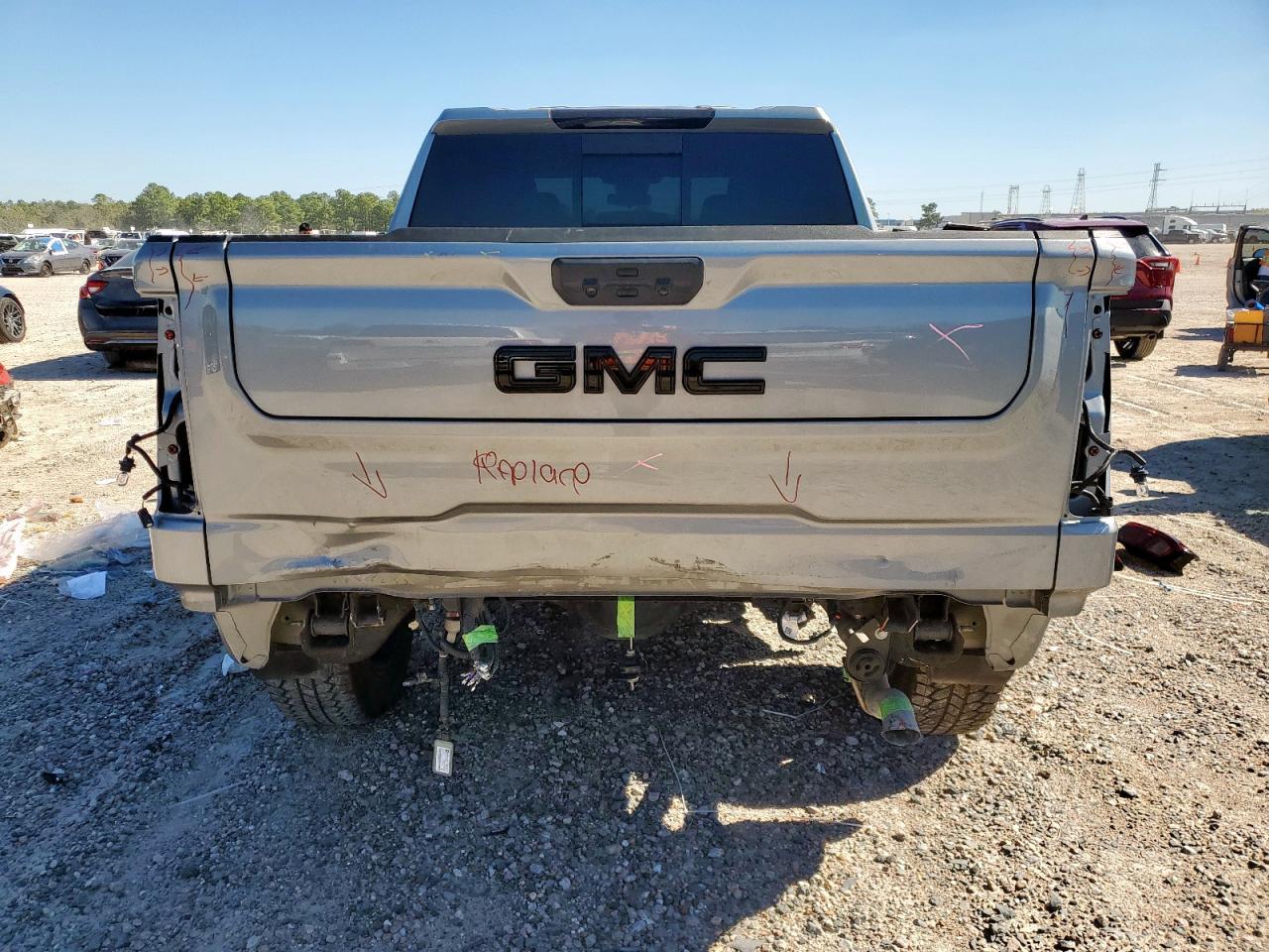 2024 GMC Sierra