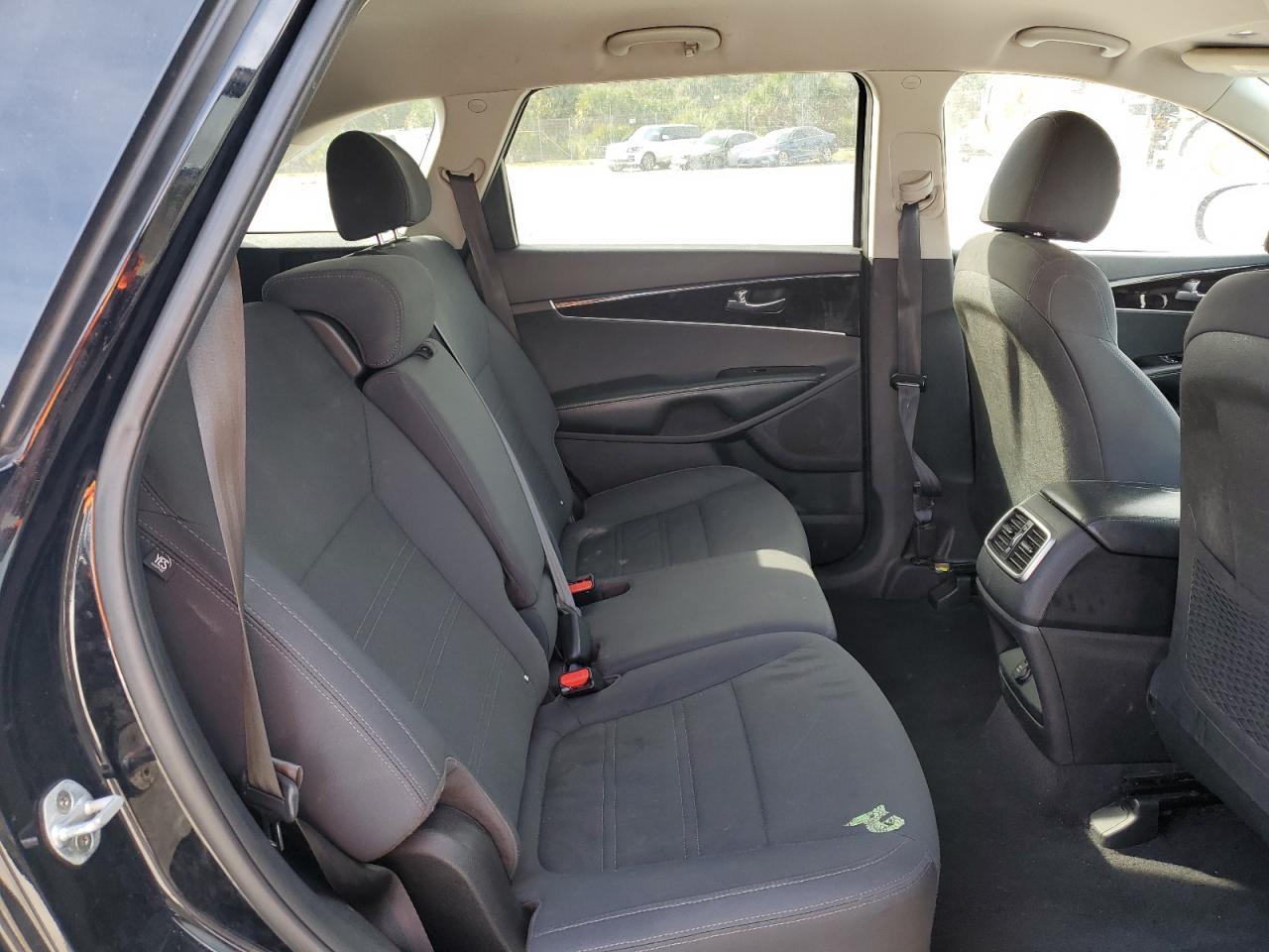 2019 KIA SORENTO
